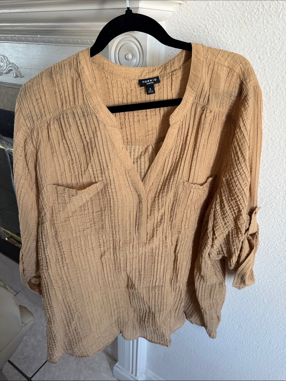 Torrid Women's Textured V-Neck Blouse in Camel
